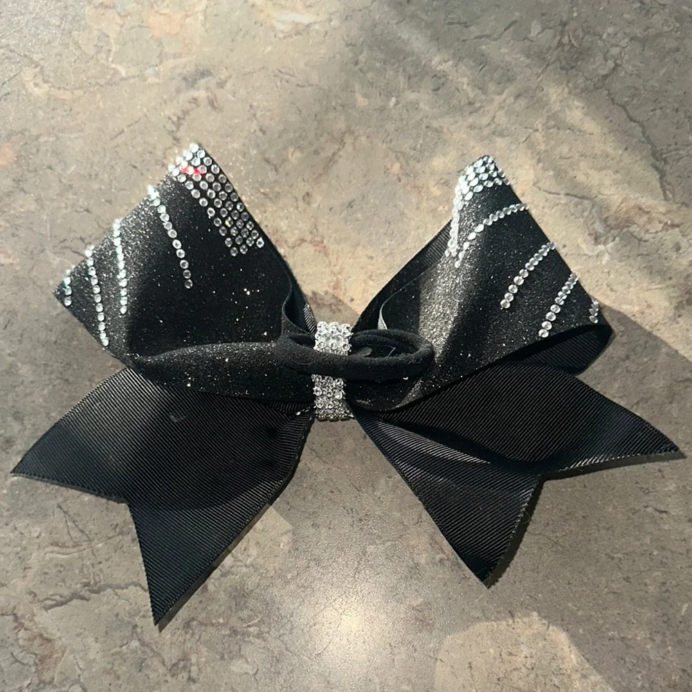 N/A elegant black